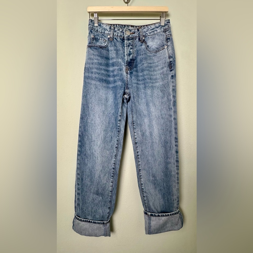REVOLVE Superdown Light Blue High Rise Straight Leg Cuffed Jeans Size 27 NEW